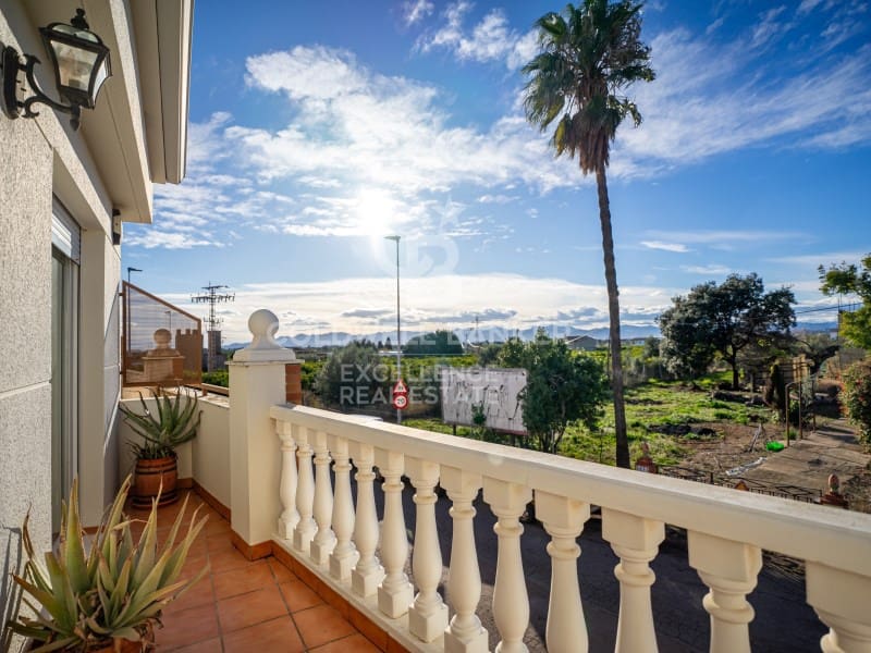 5 camera da letto Casa in vendita in Castello de la Plana - 250.000 € (Rif: 9543427)