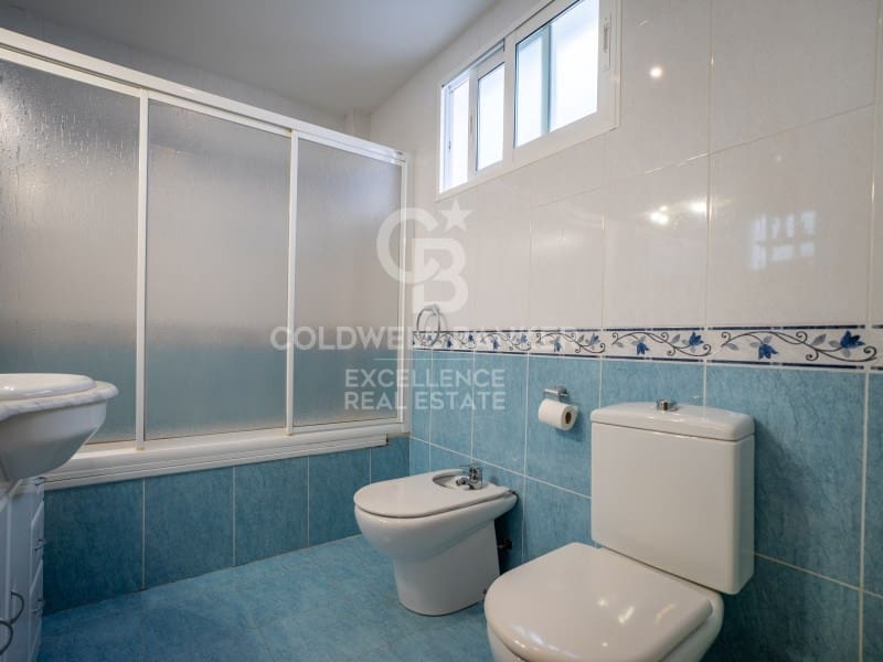 5 camera da letto Casa in vendita in Castello de la Plana - 250.000 € (Rif: 9543427)