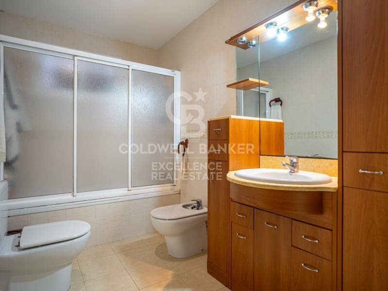 5 camera da letto Casa in vendita in Castello de la Plana - 250.000 € (Rif: 9543427)