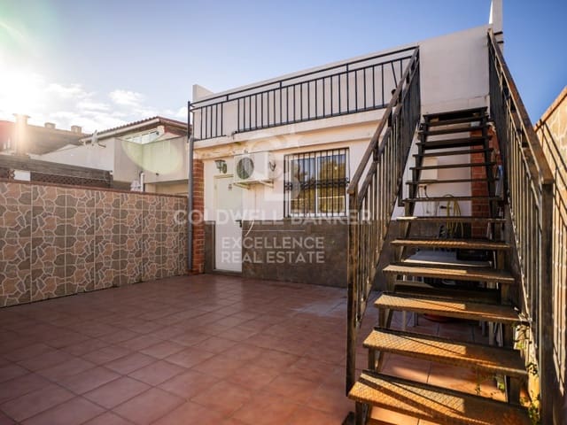 5 makuuhuone Omakotitalo myytävänä paikassa Oeste, Castelló de la Plana - 245 000 € (Ref: 9543427)