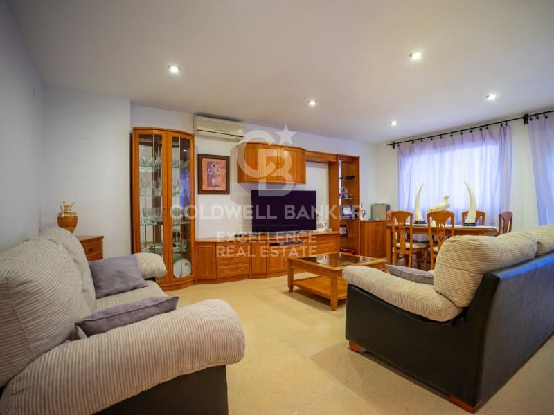 5 camera da letto Casa in vendita in Castello de la Plana - 250.000 € (Rif: 9543427)