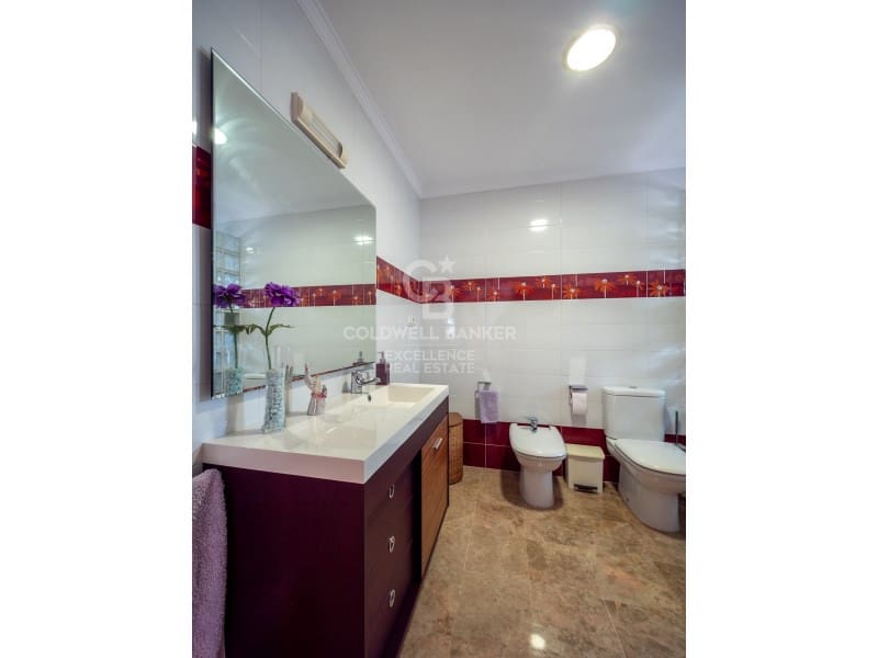 3 soverom Villa til salgs i Oliva med garasje - € 480 000 (Ref: 9574869)