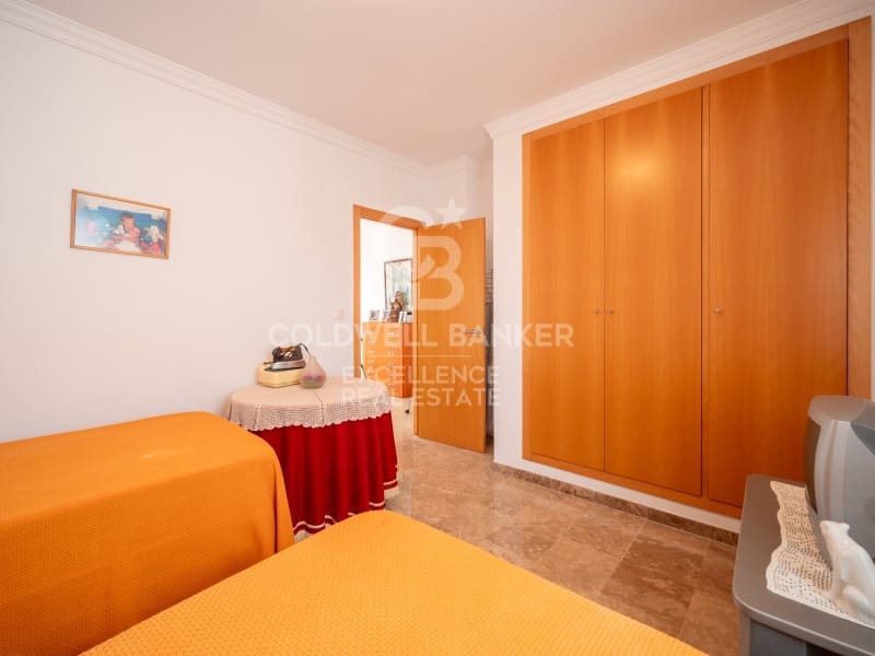 3 soverom Villa til salgs i Oliva med garasje - € 480 000 (Ref: 9574869)