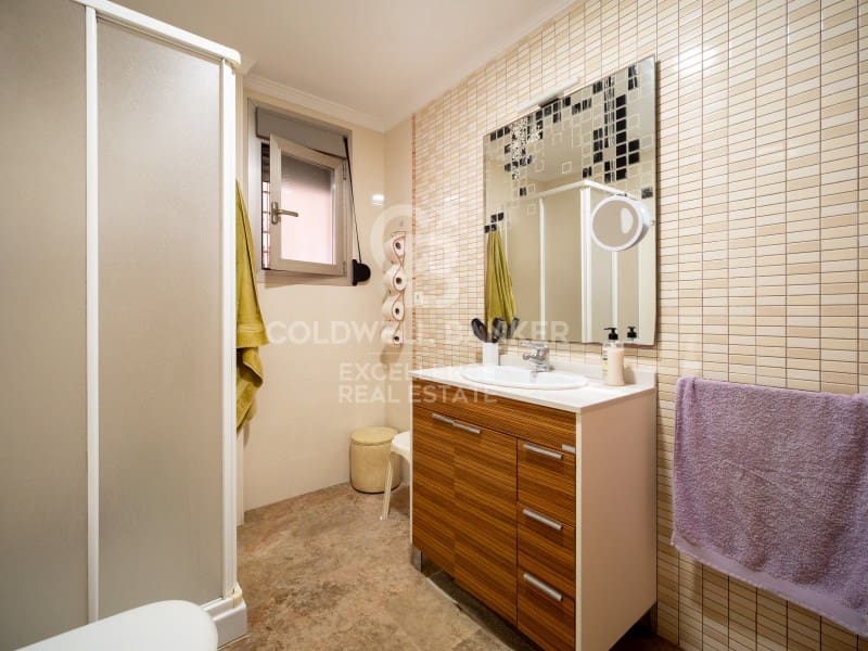 3 soverom Villa til salgs i Oliva med garasje - € 480 000 (Ref: 9574869)