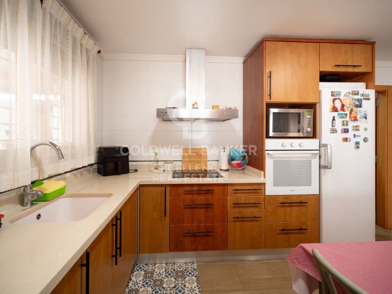 3 soverom Villa til salgs i Oliva med garasje - € 520 000 (Ref: 9574870)