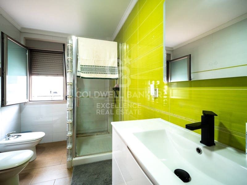 3 soverom Villa til salgs i Oliva med garasje - € 520 000 (Ref: 9574870)