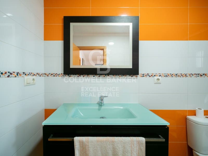 3 soverom Villa til salgs i Oliva med garasje - € 520 000 (Ref: 9574870)