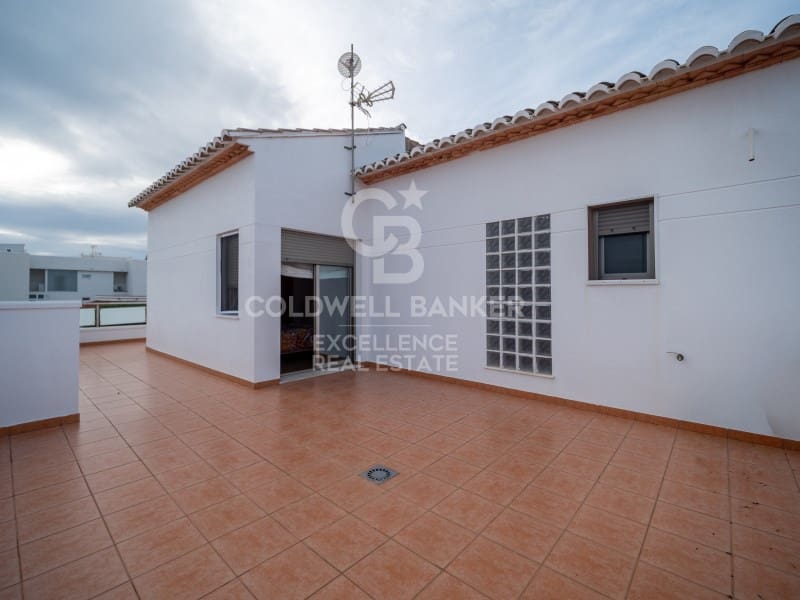 3 soverom Villa til salgs i Oliva med garasje - € 520 000 (Ref: 9574870)