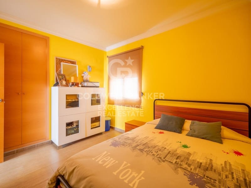 3 soverom Villa til salgs i Oliva med garasje - € 520 000 (Ref: 9574870)