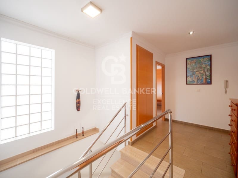 3 sovrum Villa till salu i Oliva med garage - 520 000 € (Ref: 9574870)