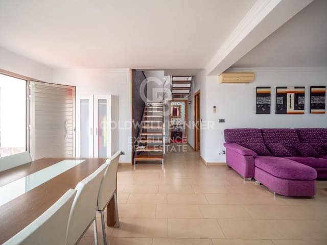 3 soverom Villa til salgs i Oliva Playa, Oliva med svømmebasseng garasje - € 520 000 (Ref: 9574871)