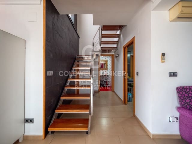 3 soverom Villa til salgs i Oliva Playa, Oliva med svømmebasseng garasje - € 520 000 (Ref: 9574871)