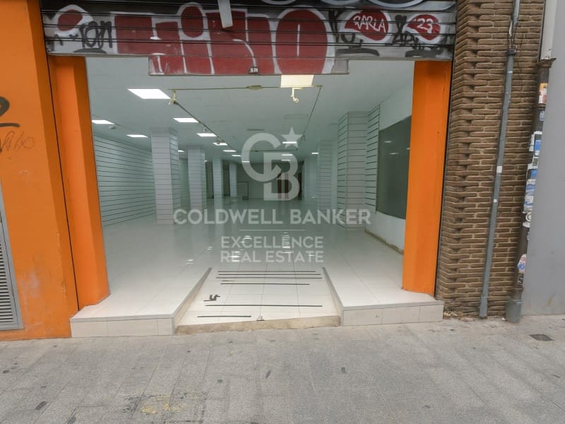 Commercial for rent in Valencia city - € 3,800 (Ref: 9599420)