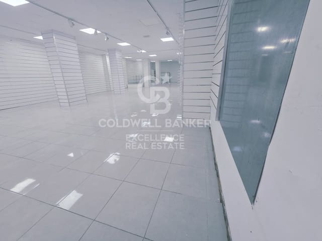 Commercial for rent in Extramurs, Valencia city - € 3,800 (Ref: 9599420)