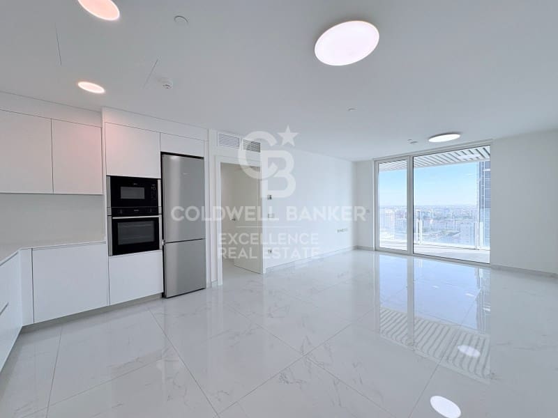 3 soverom Leilighet til leie i Valencia by med garasje - € 3 000 (Ref: 9627610)