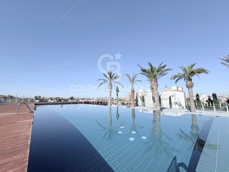 3 soverom Leilighet til leie i Valencia by med garasje - € 3 000 (Ref: 9627610)