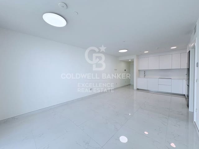 3 soverom Leilighet til leie i Benicalap, Valencia by med garasje - € 3 000 (Ref: 9627610)