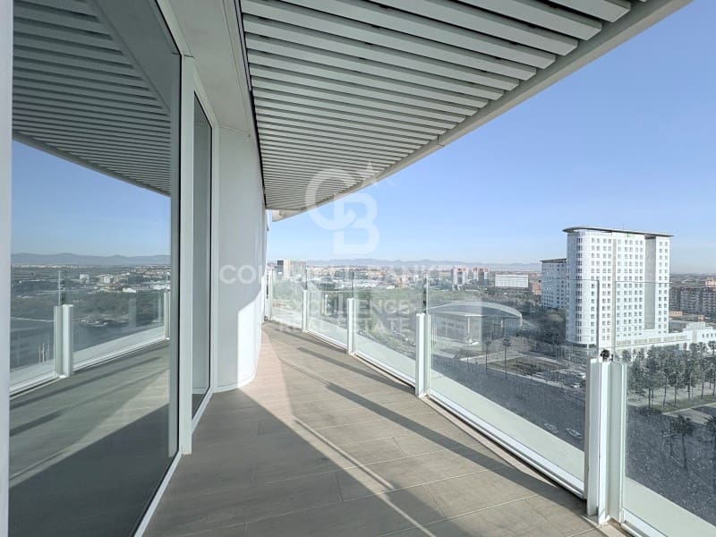 3 soverom Leilighet til leie i Valencia by med garasje - € 3 000 (Ref: 9627610)