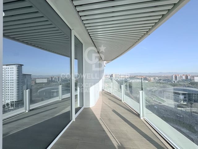 3 soverom Leilighet til leie i Benicalap, Valencia by med garasje - € 3 000 (Ref: 9627610)