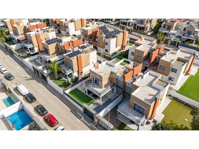 3 camera da letto Villetta Bifamiliare in vendita in La Pobla de Vallbona con garage - 475.000 € (Rif: 9627623)