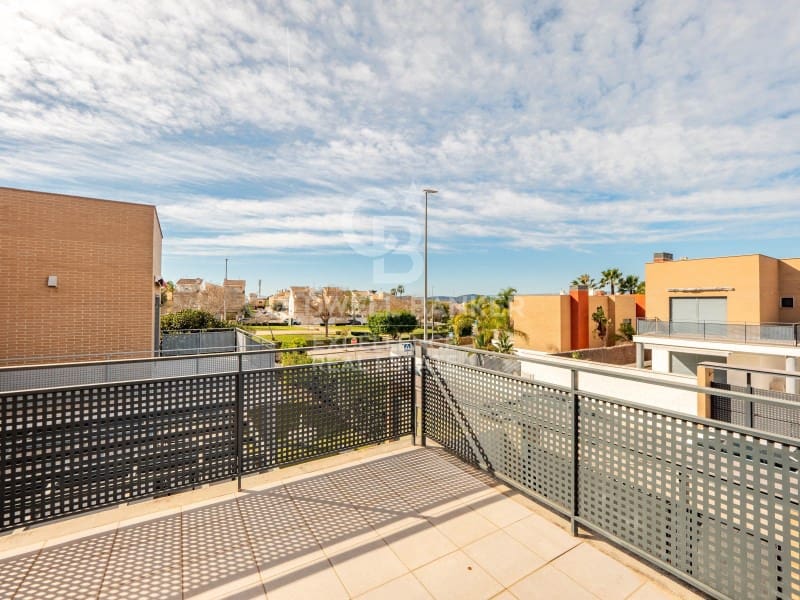 3 camera da letto Villetta Bifamiliare in vendita in La Pobla de Vallbona con garage - 475.000 € (Rif: 9627623)