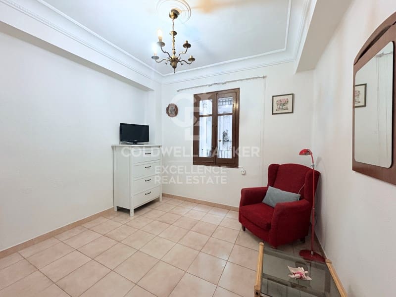 Piso de 4 habitaciones en València ciudad en venta - 435.000 € (Ref: 9637431)