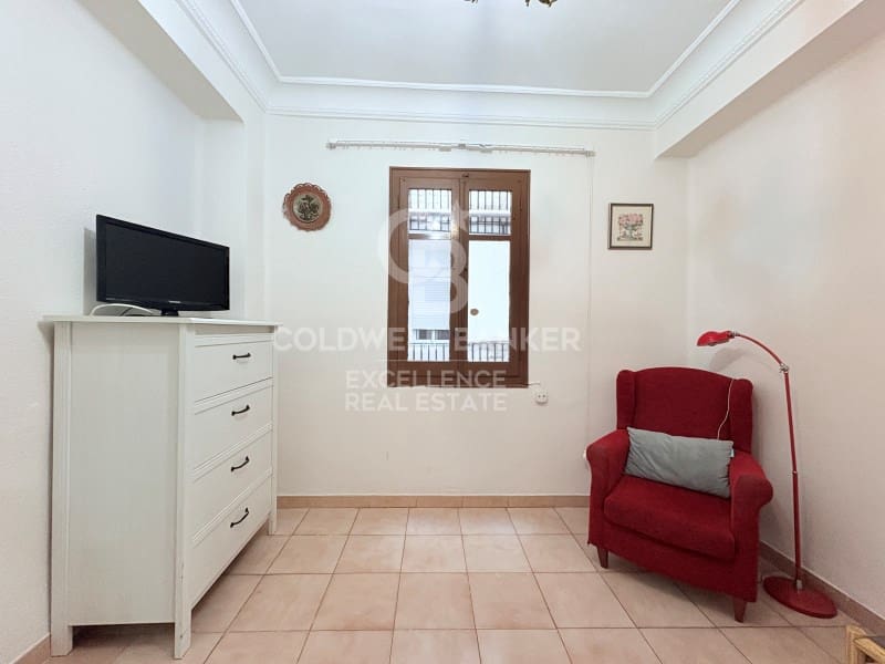 Piso de 4 habitaciones en València ciudad en venta - 435.000 € (Ref: 9637431)