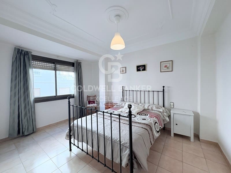 Piso de 4 habitaciones en València ciudad en venta - 435.000 € (Ref: 9637431)