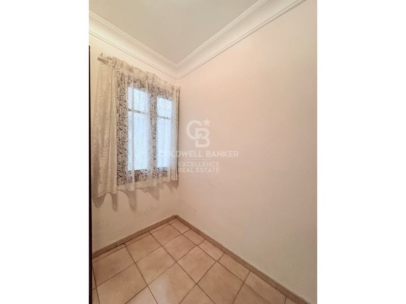 4 bedroom Flat for sale in Valencia city - € 435,000 (Ref: 9637431)