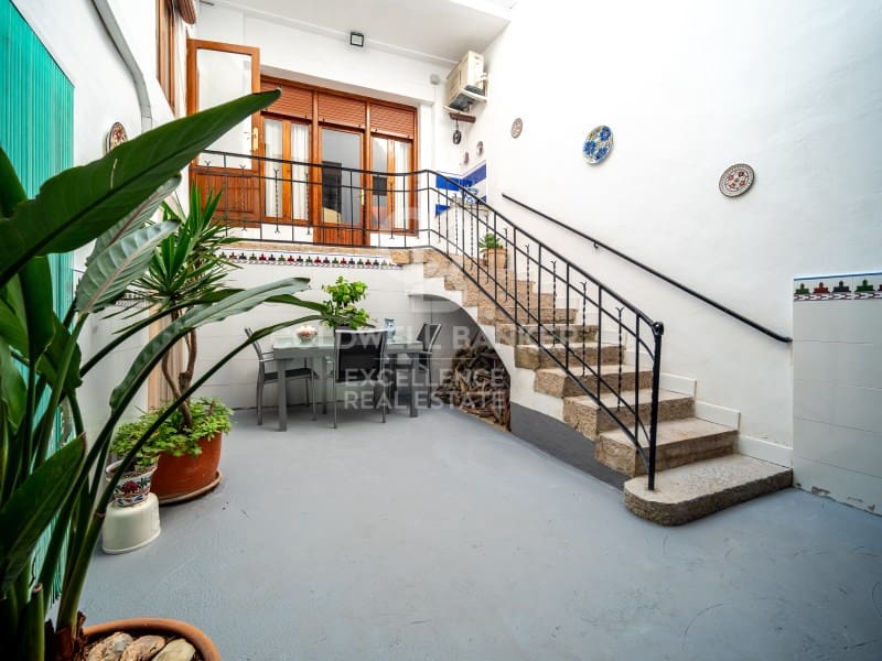 Casa de 5 habitaciones en Oliva en venta con garaje - 365.000 € (Ref: 9651819)