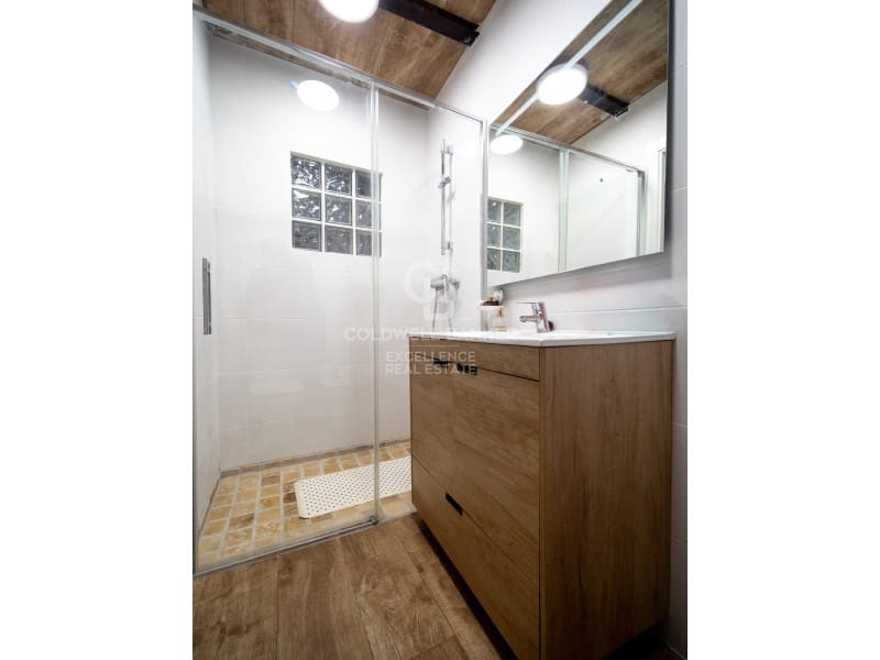 Casa de 5 habitaciones en Oliva en venta con garaje - 365.000 € (Ref: 9651819)