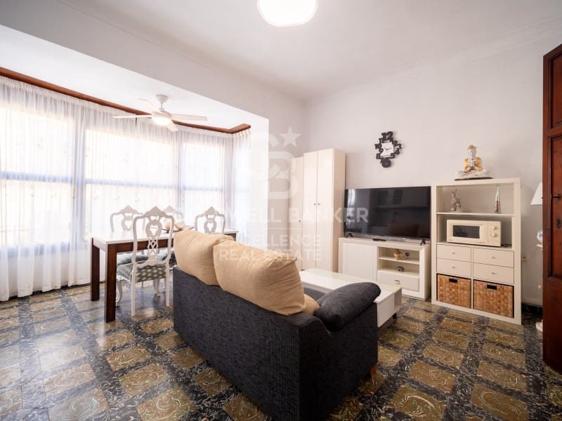 Casa de 5 habitaciones en Oliva en venta con garaje - 365.000 € (Ref: 9651819)