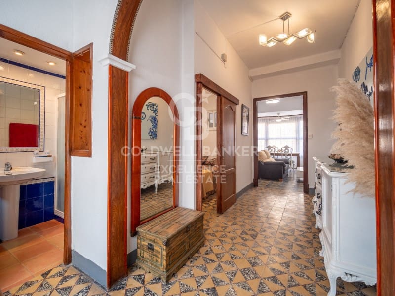 Casa de 5 habitaciones en Oliva en venta con garaje - 365.000 € (Ref: 9651819)