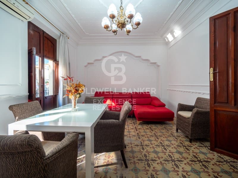 Casa de 5 habitaciones en Oliva en venta con garaje - 365.000 € (Ref: 9651819)