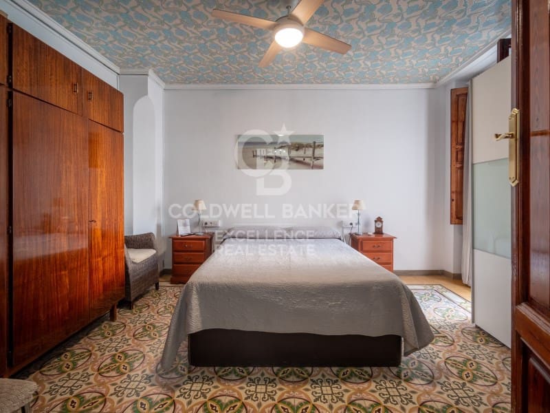 Casa de 5 habitaciones en Oliva en venta con garaje - 365.000 € (Ref: 9651819)