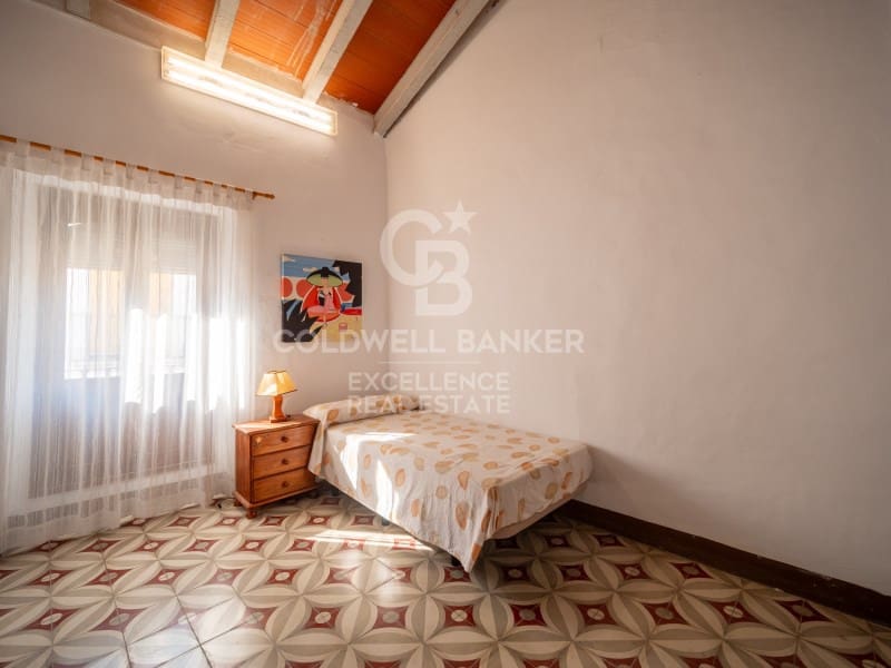 Casa de 5 habitaciones en Oliva en venta con garaje - 365.000 € (Ref: 9651819)