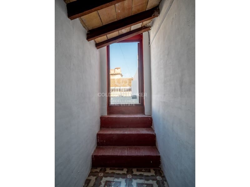 Casa de 5 habitaciones en Oliva en venta con garaje - 365.000 € (Ref: 9651819)