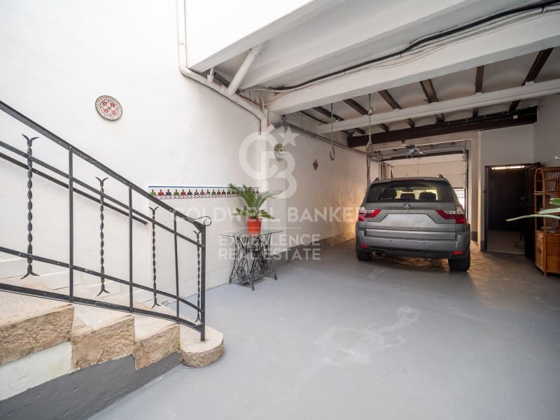 Casa de 5 habitaciones en Oliva en venta con garaje - 365.000 € (Ref: 9651819)