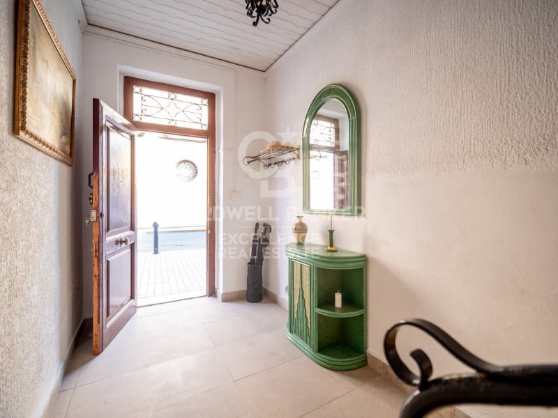 Casa de 5 habitaciones en Oliva en venta con garaje - 365.000 € (Ref: 9651819)