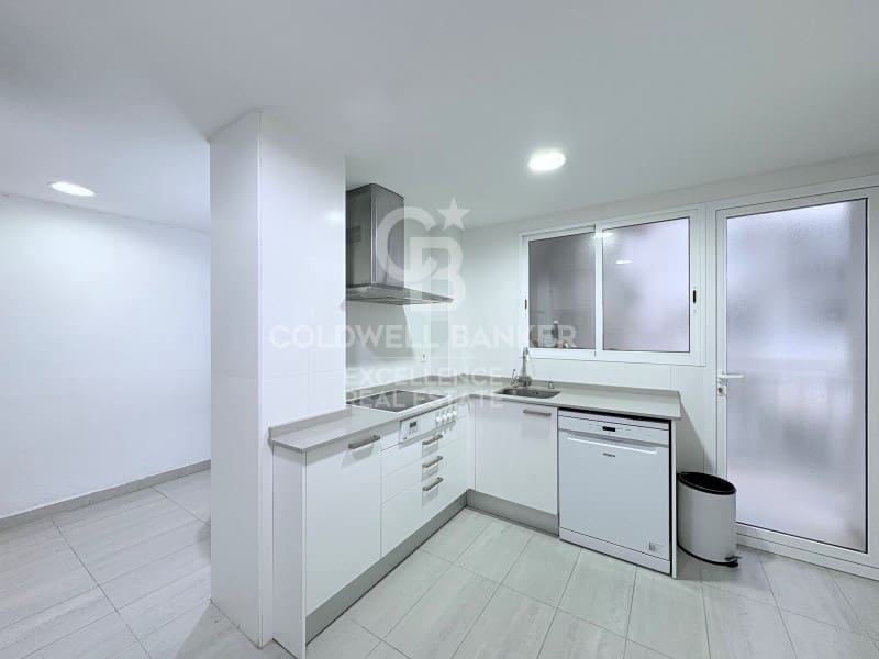 4 slaapkamer Flat te koop in Valencia stad met garage - € 860.000 (Ref: 9659275)