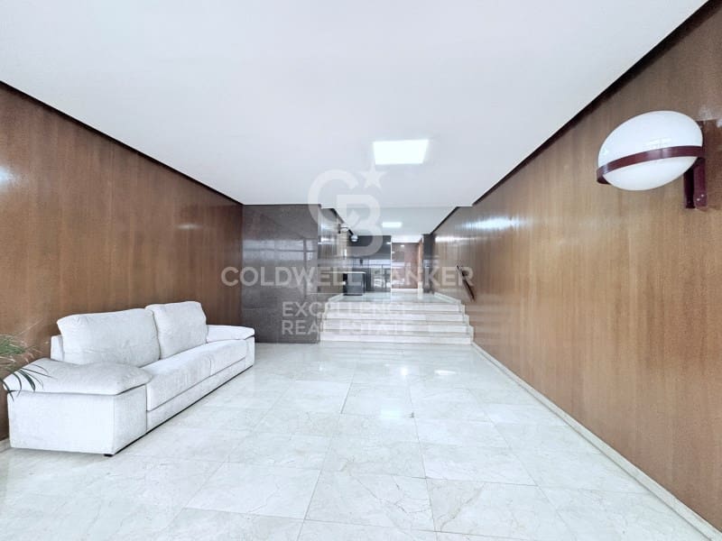 4 slaapkamer Flat te koop in Valencia stad met garage - € 860.000 (Ref: 9659275)