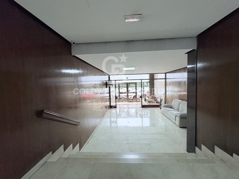 4 slaapkamer Flat te koop in Valencia stad met garage - € 860.000 (Ref: 9659275)