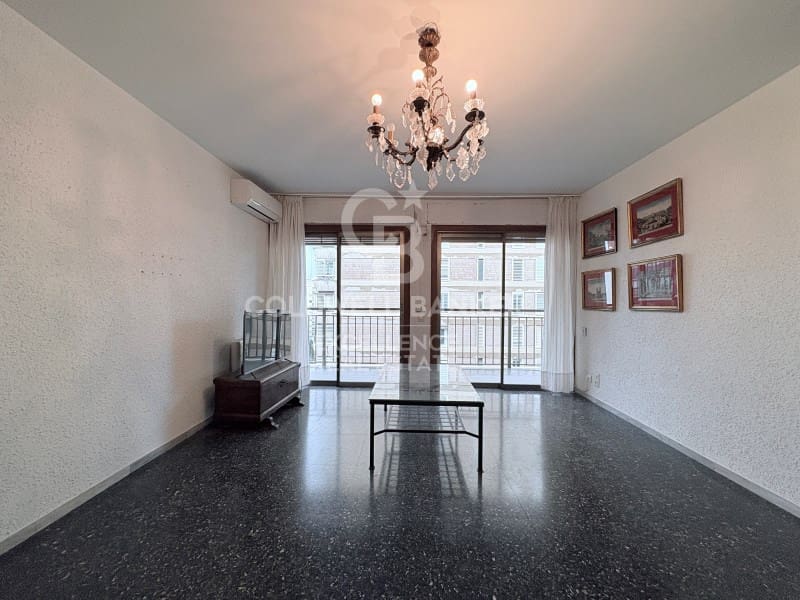4 slaapkamer Flat te koop in Valencia stad met garage - € 860.000 (Ref: 9659275)