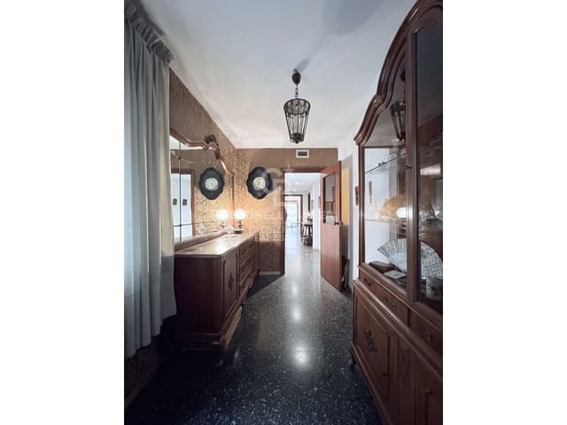 4 slaapkamer Flat te koop in Jaume Roig, Valencia stad met garage - € 860.000 (Ref: 9659275)