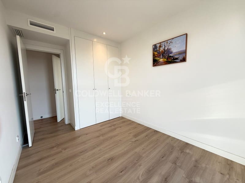 3 bedroom Flat for rent in Valencia city with garage - € 2,400 (Ref: 9690475)