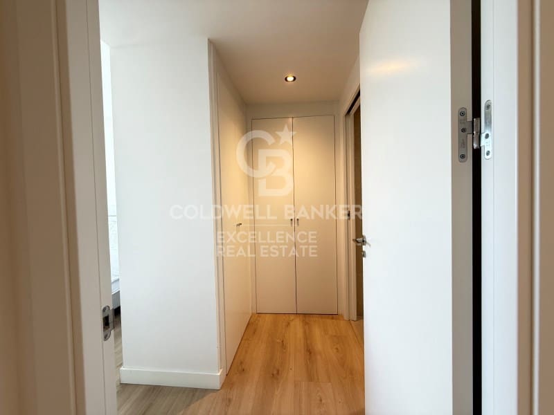 3 bedroom Flat for rent in Valencia city with garage - € 2,400 (Ref: 9690475)