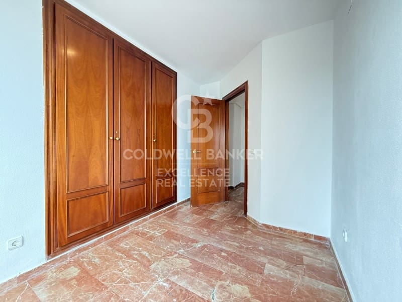 4 bedroom Flat for rent in Valencia city with garage - € 2,500 (Ref: 9711893)