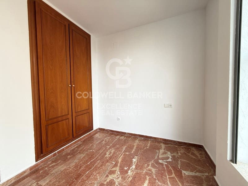 4 bedroom Flat for rent in Valencia city with garage - € 2,500 (Ref: 9711893)