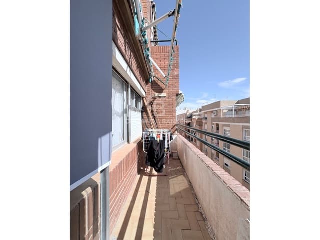 4 soveværelse Lejlighed til salg i Sagunto / Sagunt - € 220.000 (Ref: 9755560)