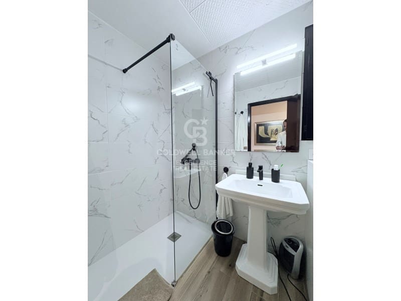 Commercial for sale in Oliva - € 750,000 (Ref: 9770566)